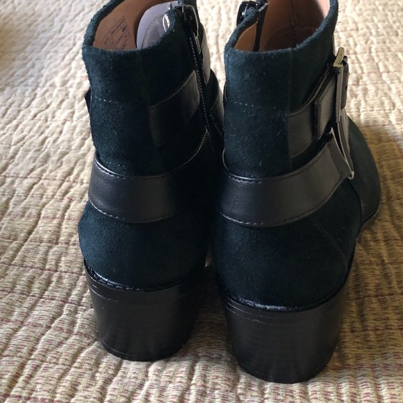 Vionic Ankle Boots - Picture 9 of 9